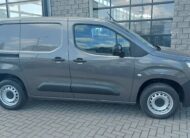 Citroen Berlingo Berlingo Van M benzyna 3 miejscowy ,bogate wyposażenie!