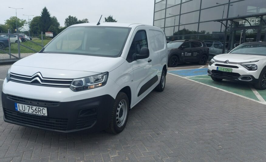 Citroen Berlingo Berlingo Van XL 100KM wersja 3 miejscowa ,duży ekran 8″ Demo