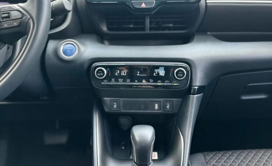 Mazda 2 Mazda2 Hybrid DEMO wyprzdaż dealera, niski przebieg AUTOMAT, HYBRYDA III (2015-)