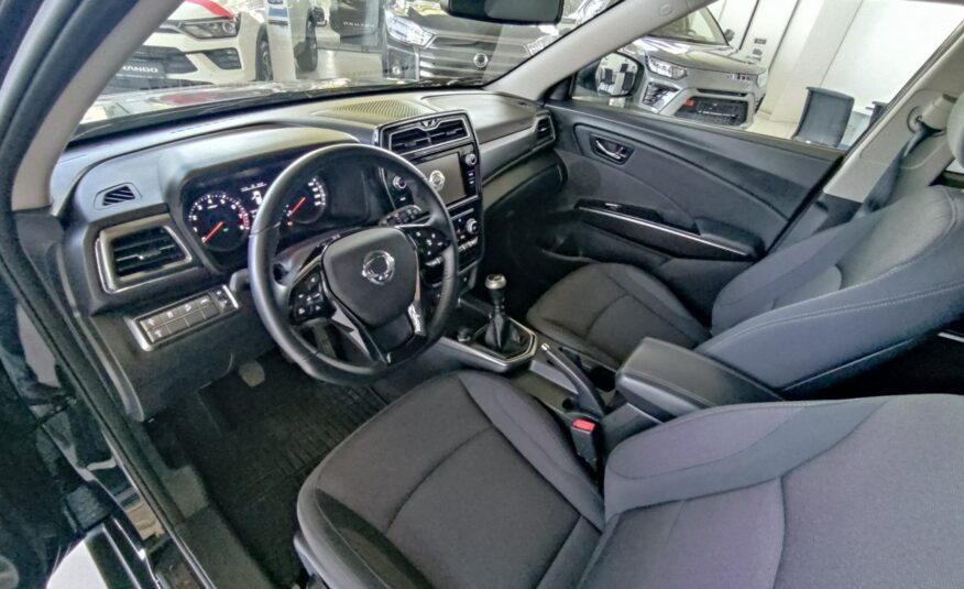 SsangYong Tivoli SsangYong Tivoli Quartz, mały przebieg, gwarancja!